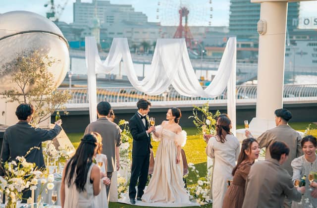 神戸で1日1組の貸切結婚式ならオーシャンプレイス