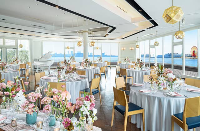 神戸で1日1組の貸切結婚式ならオーシャンプレイス