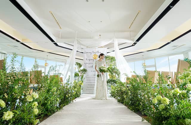 神戸で1日1組の貸切結婚式ならオーシャンプレイス