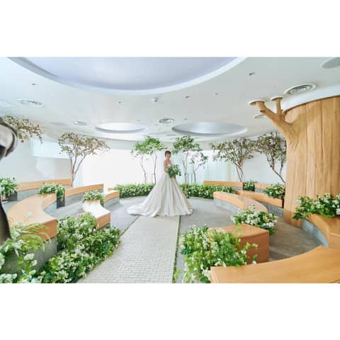 【公式】セント フォレストチャペル なんば|大阪|結婚式場|少人数|格安|コスパ重視|ワンフロア貸切