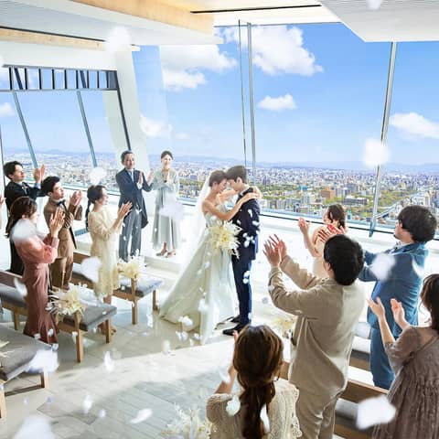 【公式】MAISON 8(メゾンエイト)|名古屋駅直結・地上180mの光溢れる天空ウェディング
