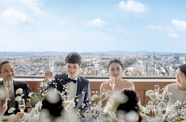 【公式】MAISON 8(メゾンエイト)|名古屋駅直結・地上180mの光溢れる天空ウェディング