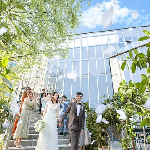 【公式】MAISON 8(メゾンエイト)|名古屋駅直結・地上180mの光溢れる天空ウェディング