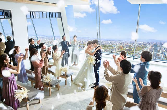 【公式】MAISON 8(メゾンエイト)|名古屋駅直結・地上180mの光溢れる天空ウェディング