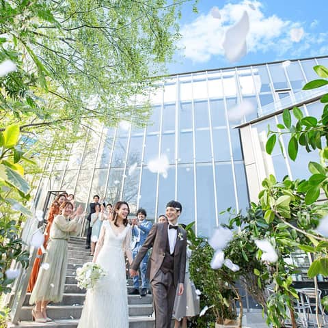 【公式】MAISON 8(メゾンエイト)|名古屋駅直結・地上180mの光溢れる天空ウェディング