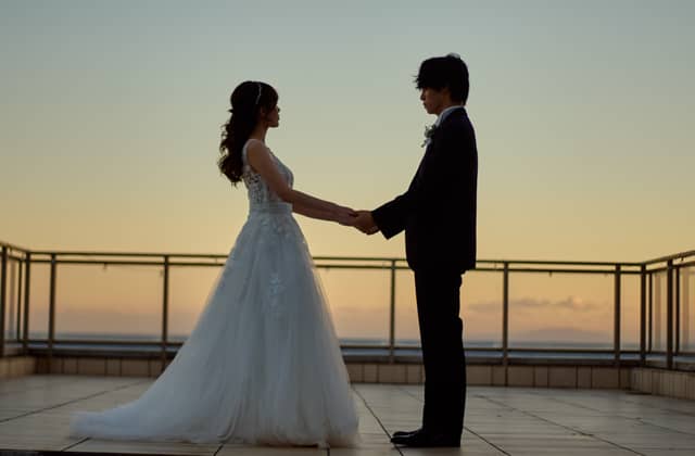 理想のガーデン結婚式を実現する!神奈川の結婚式場【AT TERRACE ninomiya 】