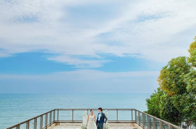 理想のガーデン結婚式を実現する!神奈川の結婚式場【AT TERRACE ninomiya 】