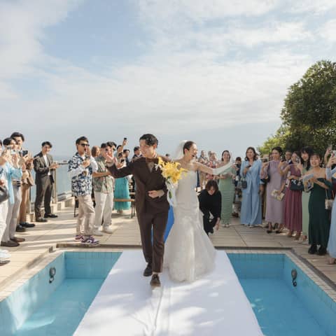 理想のガーデン結婚式を実現する!神奈川の結婚式場【AT TERRACE ninomiya 】