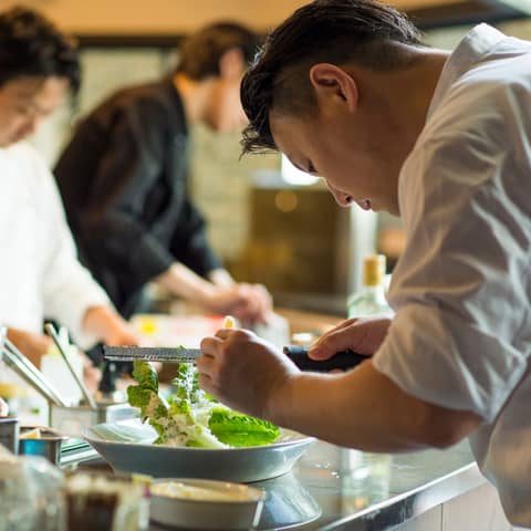 【緑溢れる会場でカジュアルなパーティー♪】40人36万円~