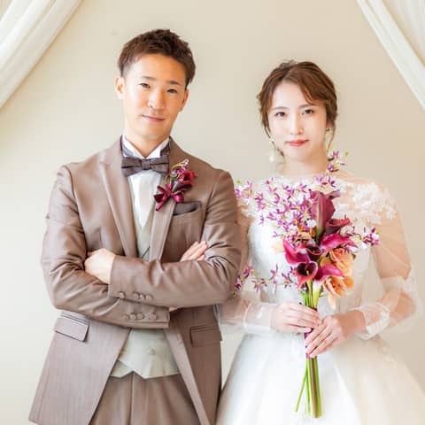 【衣装・ヘアメイク込み】結婚式場で撮れるセフルフォトウエディング