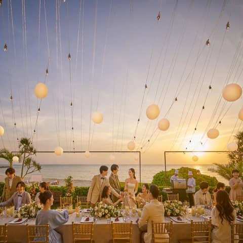 【トワイライトプラン】ビーチサイドで楽しめる大人ウェディング