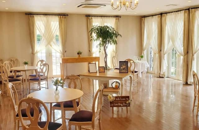 【公式】メゾン・ド・ラ・クール(旧 ヴィラ・デ・マリアージュ高崎)