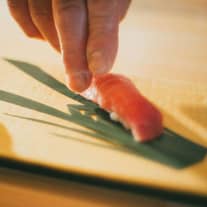 ★来館特典★「寿司職人が本格カウンターで握る江戸前寿司＆黒毛和牛試食」プレゼント！
