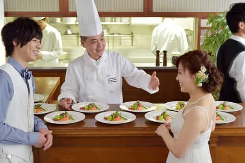 【10名教会式/33万円】ご家族を中心にアットホームなお食事会