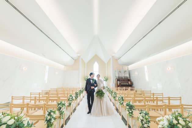 【ブライダル公式】新横浜グレイスホテルの結婚式場Roseun Charme (ロゼアン シャルム)