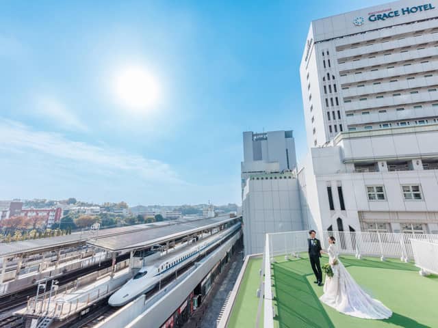 【ブライダル公式】新横浜グレイスホテルの結婚式場Roseun Charme (ロゼアン シャルム)