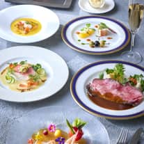 【ブライダル公式】新横浜グレイスホテルの結婚式場Roseun Charme (ロゼアン シャルム)