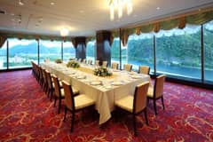 少人数婚をご検討のおふたりへ☆チャペル挙式＋‟ローズルーム” お食事会
