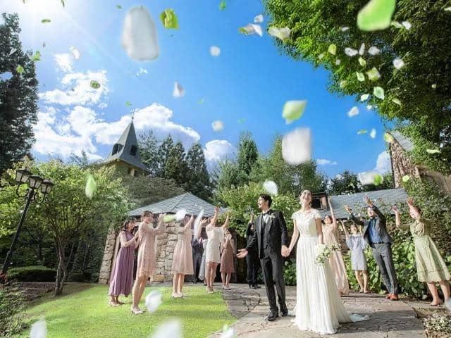 【公式】ロックハート城｜リゾートウエディング・結婚式場