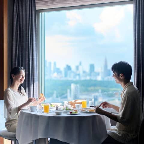 【家族婚】最上級スイートルーム2泊付の挙式＋会食（46万円優待）
