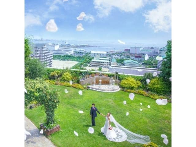 【公式】ホテルプラザ神戸 結婚式｜空と海のガーデンウェディング