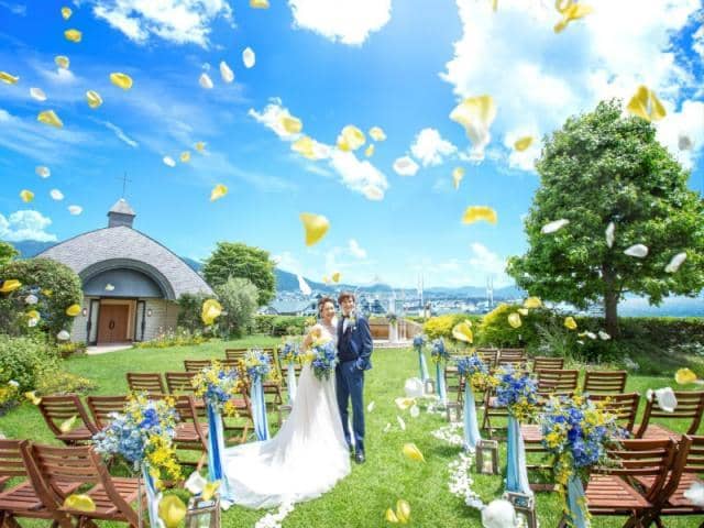 【公式】ホテルプラザ神戸 結婚式|空と海のガーデンウェディング