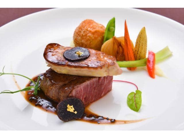 【公式】ホテルプラザ神戸 結婚式|空と海のガーデンウェディング