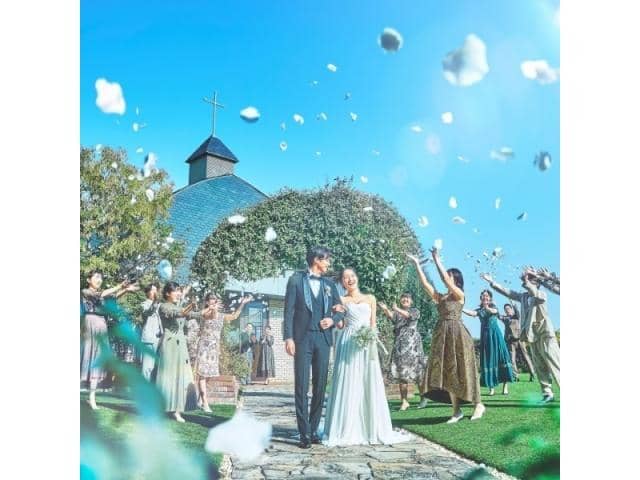 【公式】ホテルプラザ神戸 結婚式|空と海のガーデンウェディング