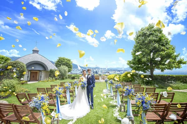 【公式】ホテルプラザ神戸 結婚式|空と海のガーデンウェディング