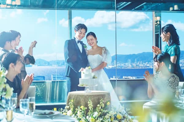 【公式】ホテルプラザ神戸 結婚式|空と海のガーデンウェディング