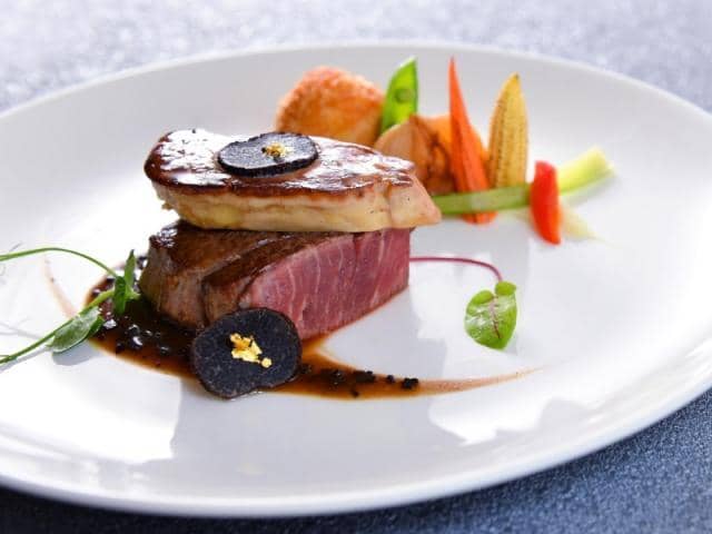 【公式】ホテルプラザ神戸 結婚式｜空と海のガーデンウェディング