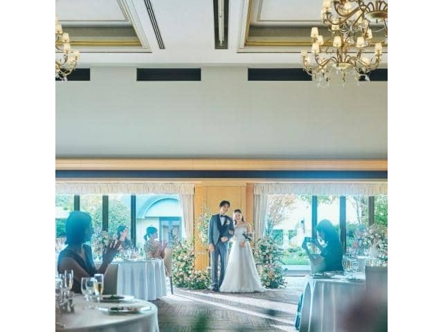 【公式】ホテルプラザ神戸 結婚式｜空と海のガーデンウェディング
