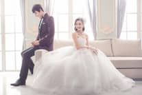 ご新郎様・ご新婦様の衣装が50％OFF!!