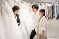 【衣装重視の花嫁必見】館内併設ドレスショップツアー