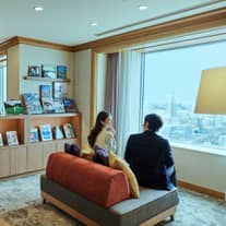 新郎新婦様（当日宿泊時）27階のタワーライブラリー使用料プレゼント