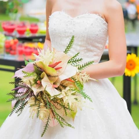 和歌山での結婚式・披露宴は【ラヴィーナ和歌山】で