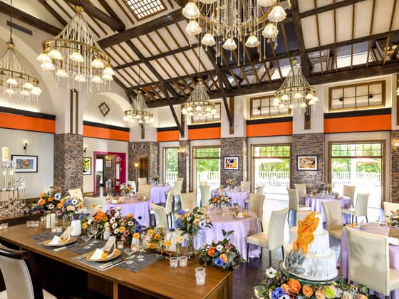 和歌山での結婚式・披露宴は【ラヴィーナ和歌山】で