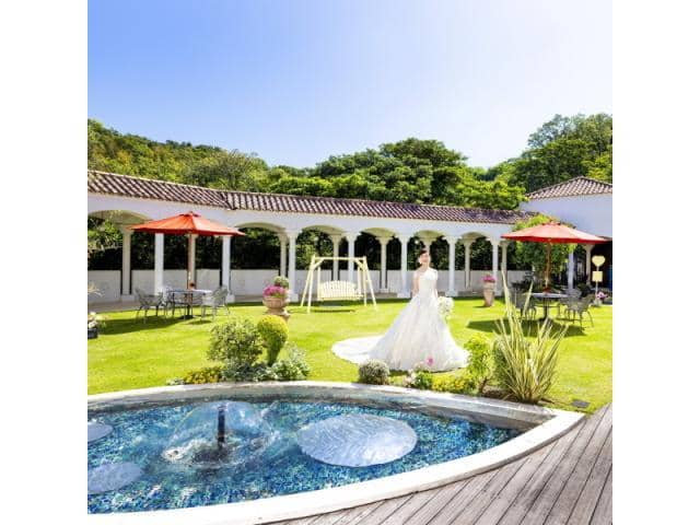 和歌山での結婚式・披露宴は【ラヴィーナ和歌山】で