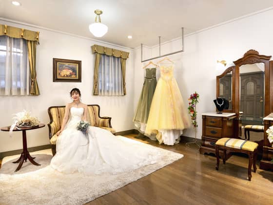 和歌山での結婚式・披露宴は【ラヴィーナ和歌山】で