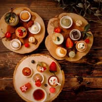 和歌山での結婚式・披露宴は【ラヴィーナ和歌山】で