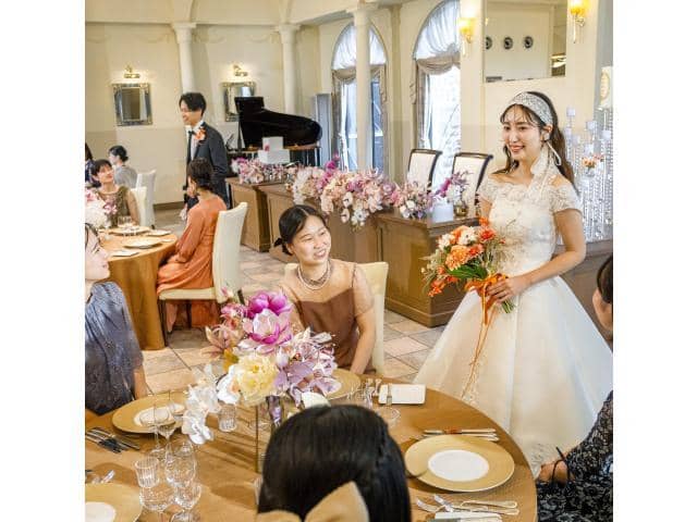和歌山での結婚式・披露宴は【ラヴィーナ和歌山】で