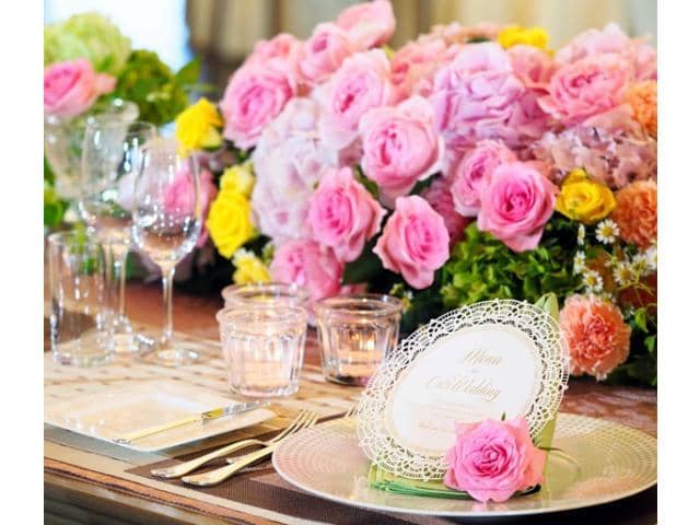 和歌山での結婚式・披露宴は【ラヴィーナ和歌山】で