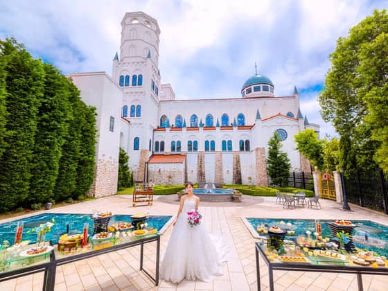 和歌山での結婚式・披露宴は【ラヴィーナ和歌山】で