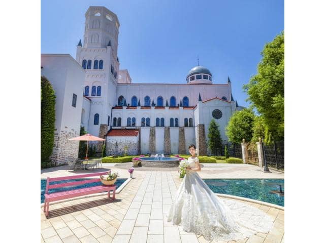 和歌山での結婚式・披露宴は【ラヴィーナ和歌山】で