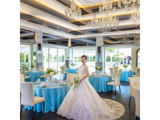 和歌山での結婚式・披露宴は【ラヴィーナ和歌山】で