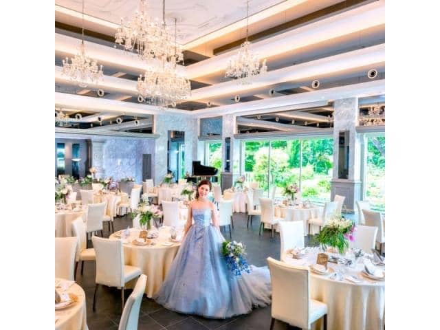 和歌山での結婚式・披露宴は【ラヴィーナ和歌山】で