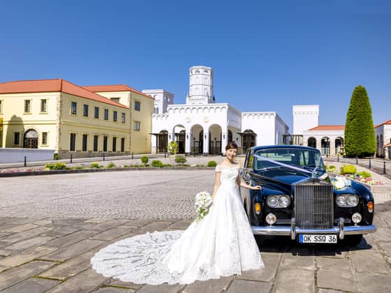 和歌山での結婚式・披露宴は【ラヴィーナ和歌山】で