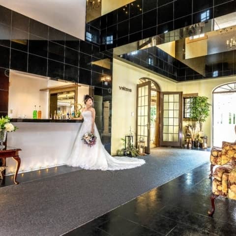 和歌山での結婚式・披露宴は【ラヴィーナ和歌山】で