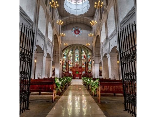 和歌山での結婚式・披露宴は【ラヴィーナ和歌山】で