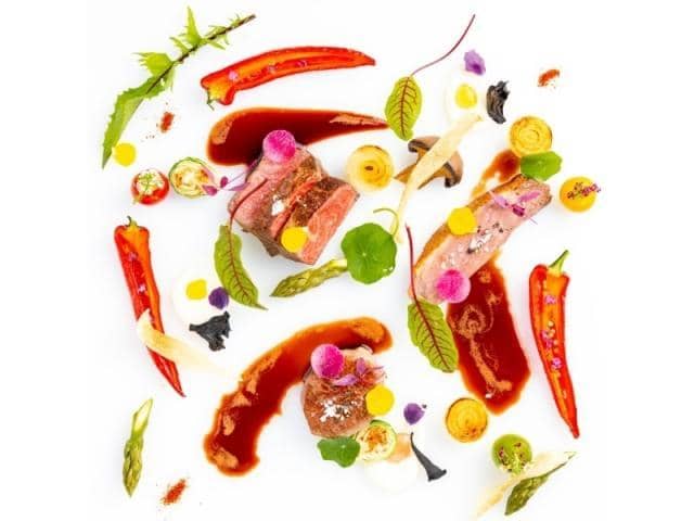 和歌山での結婚式・披露宴は【ラヴィーナ和歌山】で